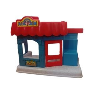 Vintage 1998‎  Fisher Price Little People Main Street Restaurant Playset